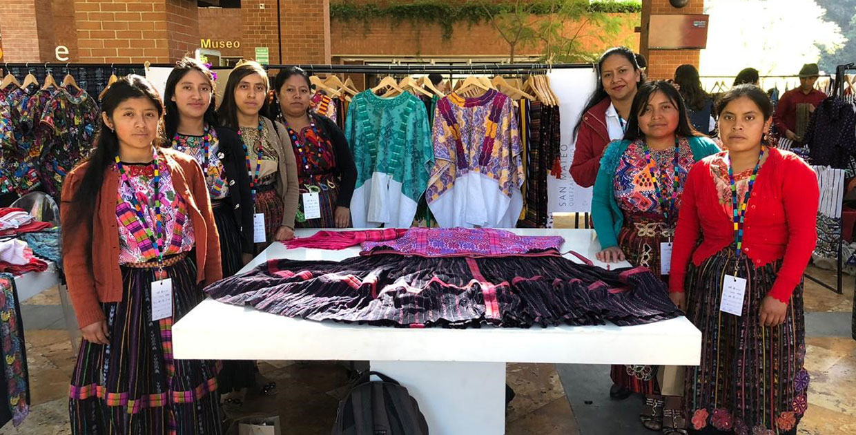 “Mujeres por Mujeres” de Fundación  PepsiCo participó en Guatemaya Artesanal 2019