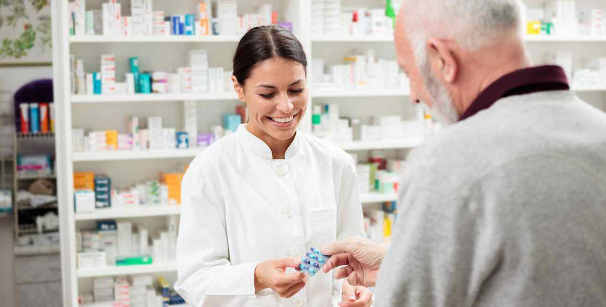 Asegurados tienen la obligación de que sus medicamentos sean despachados por un Regente Farmacéutico