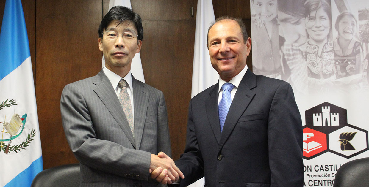 La Embajada del Japón en Guatemala y Fundación Castillo Córdova firman convenio que favorecerá a escuelas del país