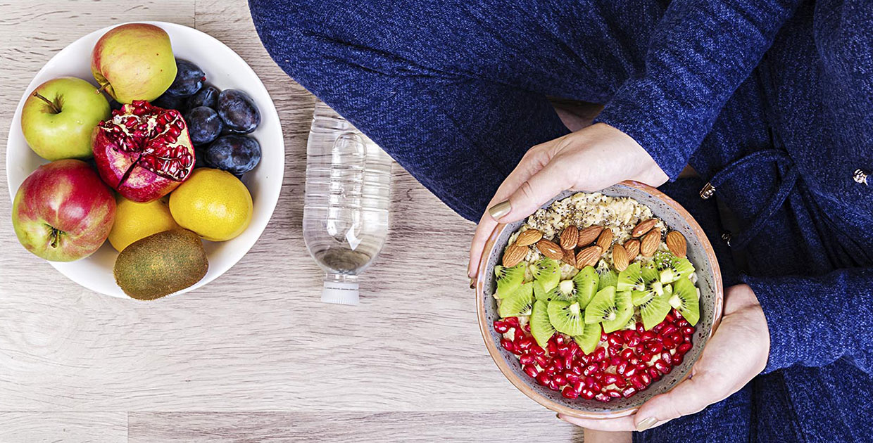 ¿Usted solo come o se nutre?