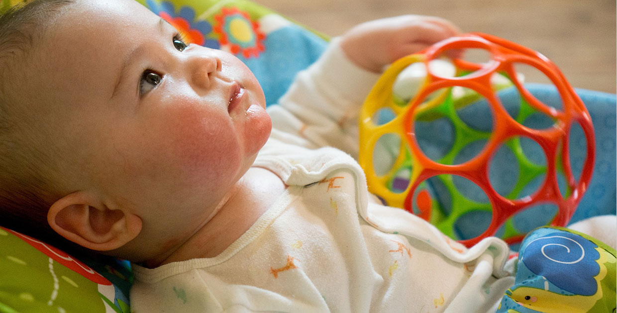 Estimule el cerebro de su niño desde las primeras etapas de su vida