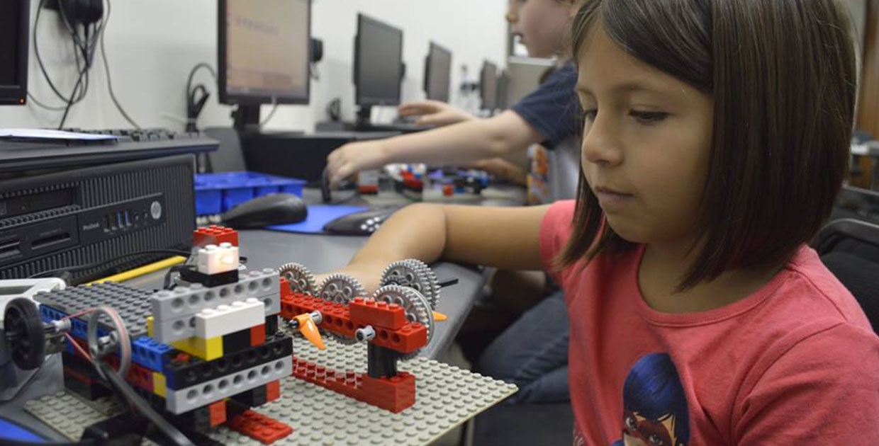 Fundación Omar Dengo abre matrícula para cursos de robótica para niños y jóvenes