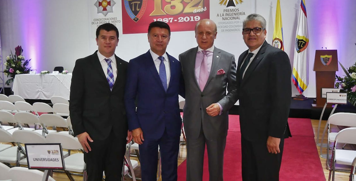 Constructora costarricense recibe premio por viaducto más grande de Colombia