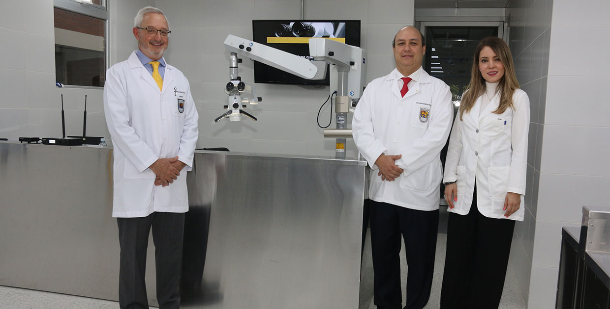 Microscopio dental único en Centroamérica y el Caribe es adquirido por la Universidad Francisco Marroquín