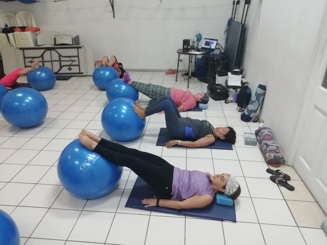 Costa Rica: Imparten clases de acondicionamiento físico, aeróbicos y  baile gratuitas