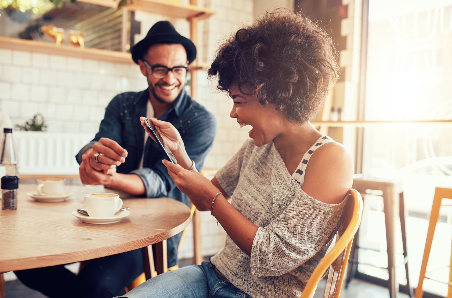 5 características Premium que hoy se encuentran en los celulares de Gama Media