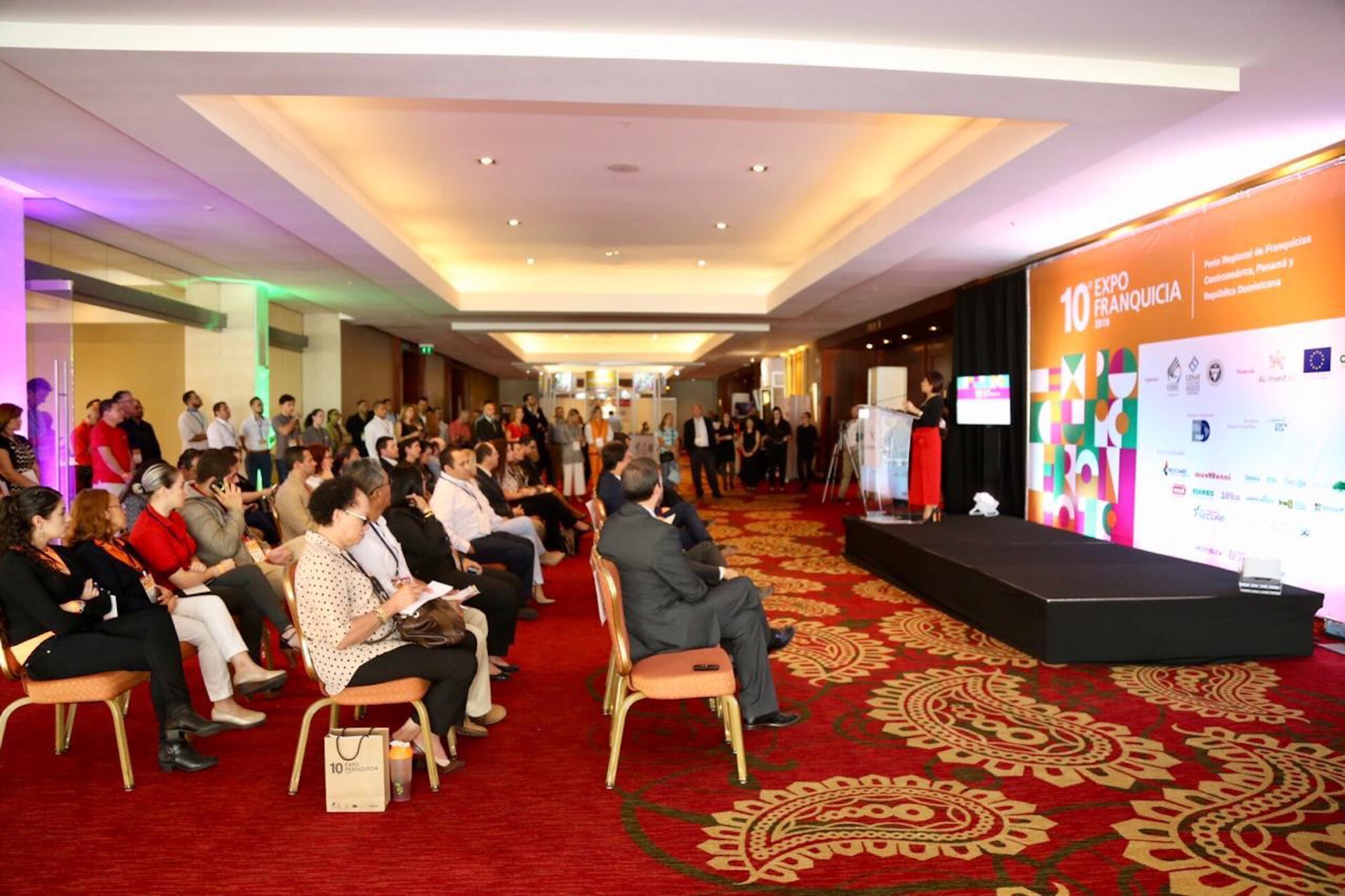 Franquicias generan 30.469 empleos en Costa Rica