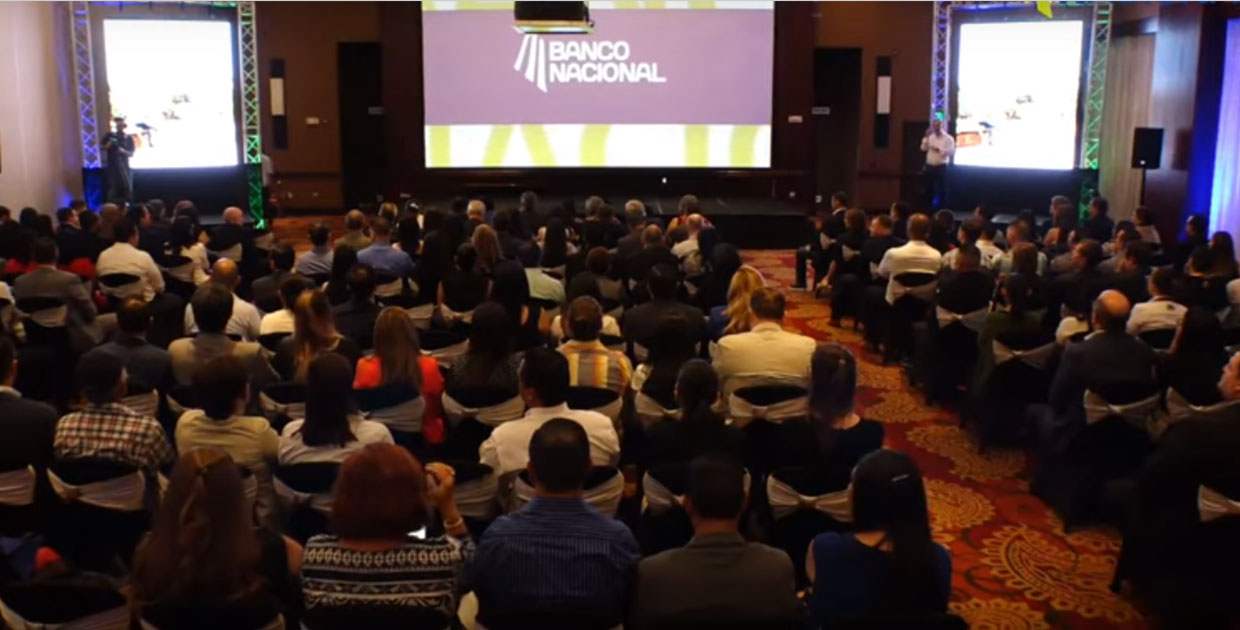 De las palabras a la acción