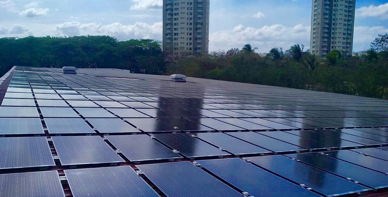 DHL Express es la primera empresa courier en operar con energía renovable en Panamá