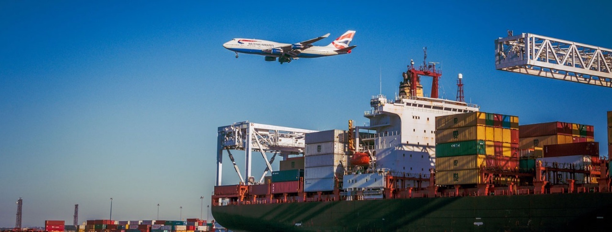 Carga aérea mundial registra un alza de 6% en mayo, según la IATA