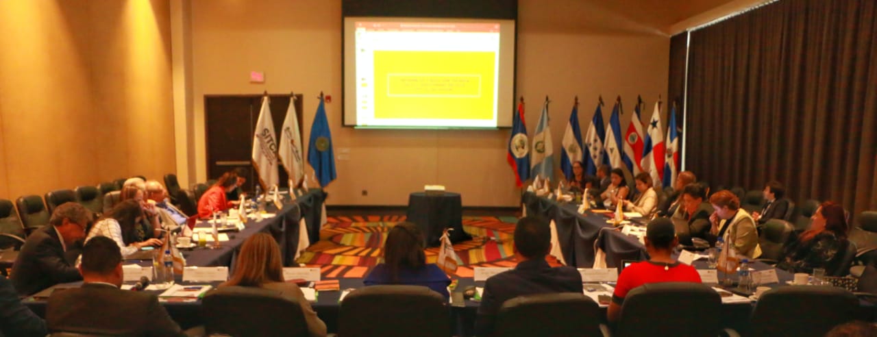 Ministros de Turismo de Centroamérica declaran al turismo como prioridad en la región