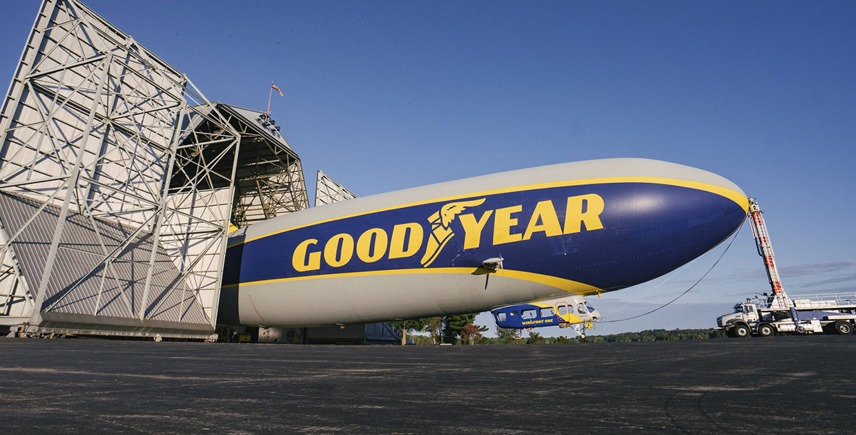 Pase una noche en el dirigible Goodyear