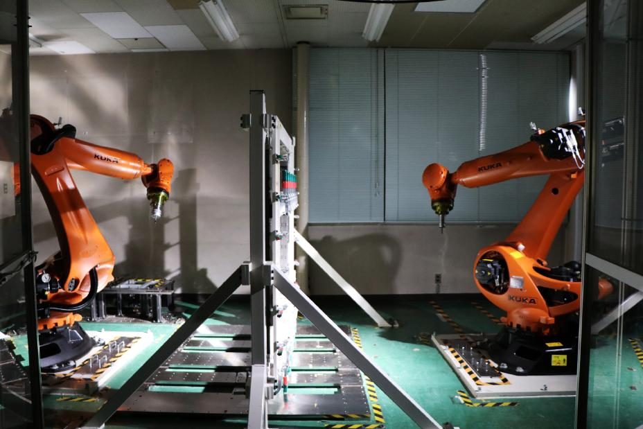 Nissan enseña a los robots a hacer piezas de repuesto para automóviles