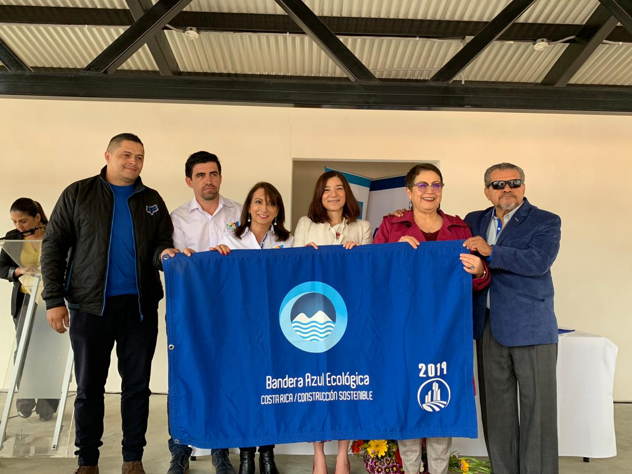 Condominio Torres de la Montaña recibe Galardón Bandera Azul