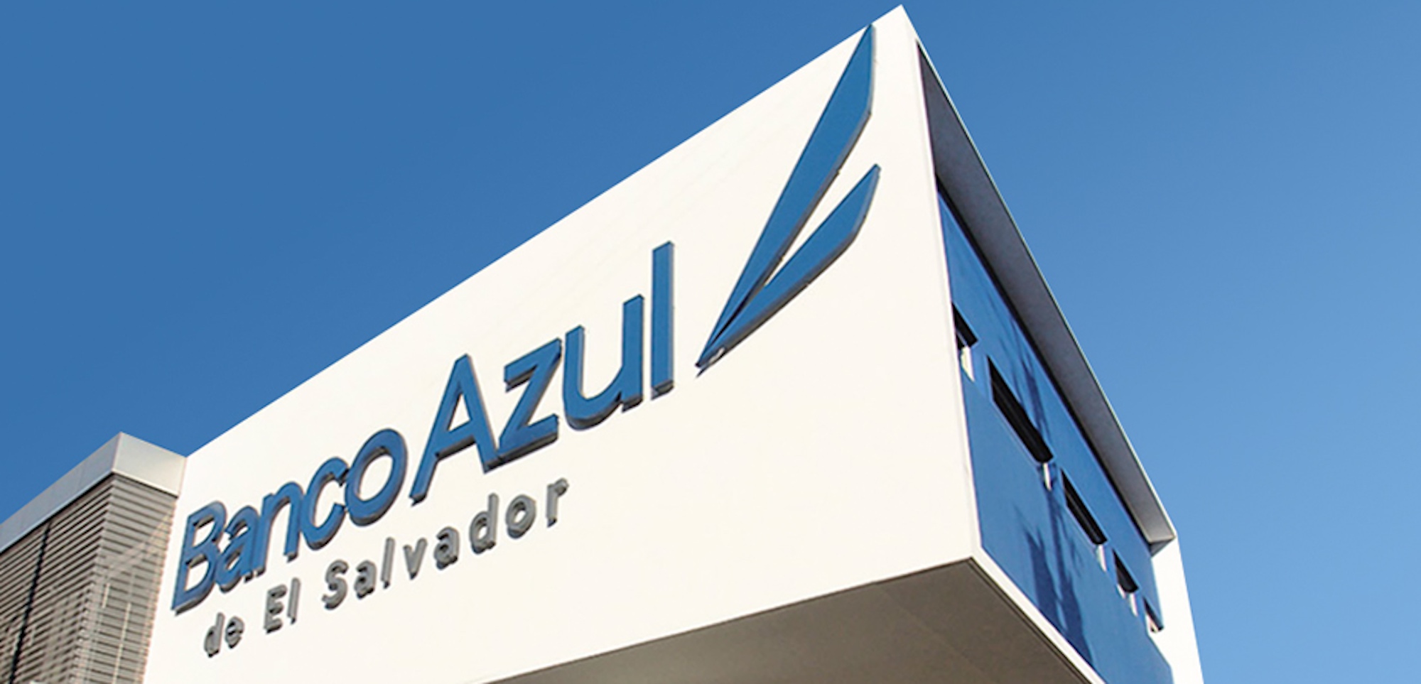 Banco Azul de El Salvador adquiere financiamiento de US$15 millones