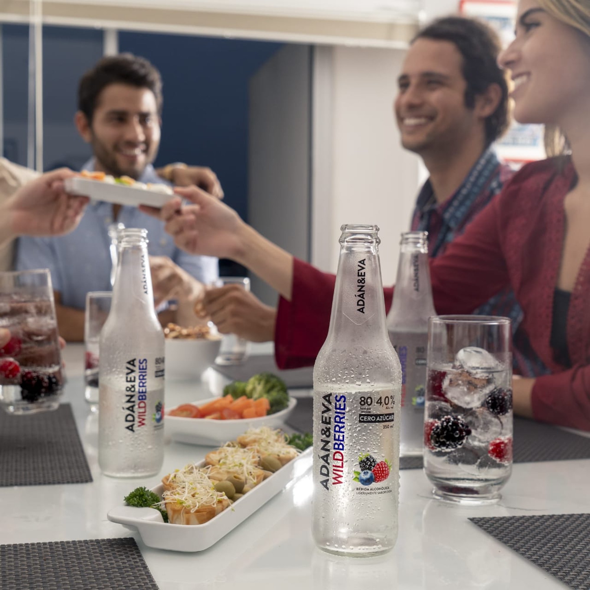 La bebida Adán & Eva llega a Panamá