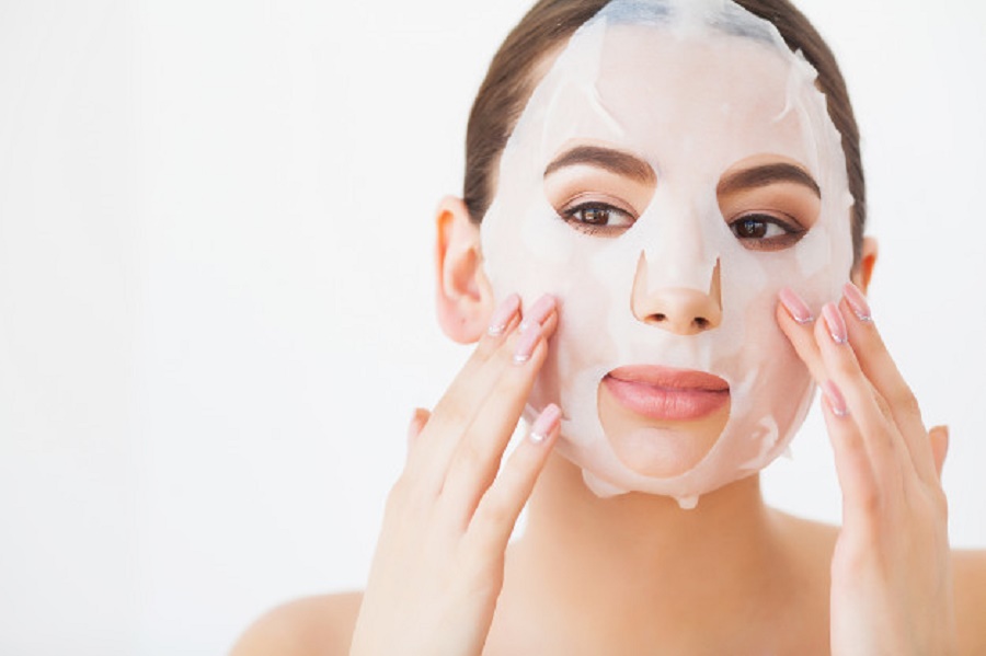 Recetas para  realizarse una limpieza facial en el hogar
