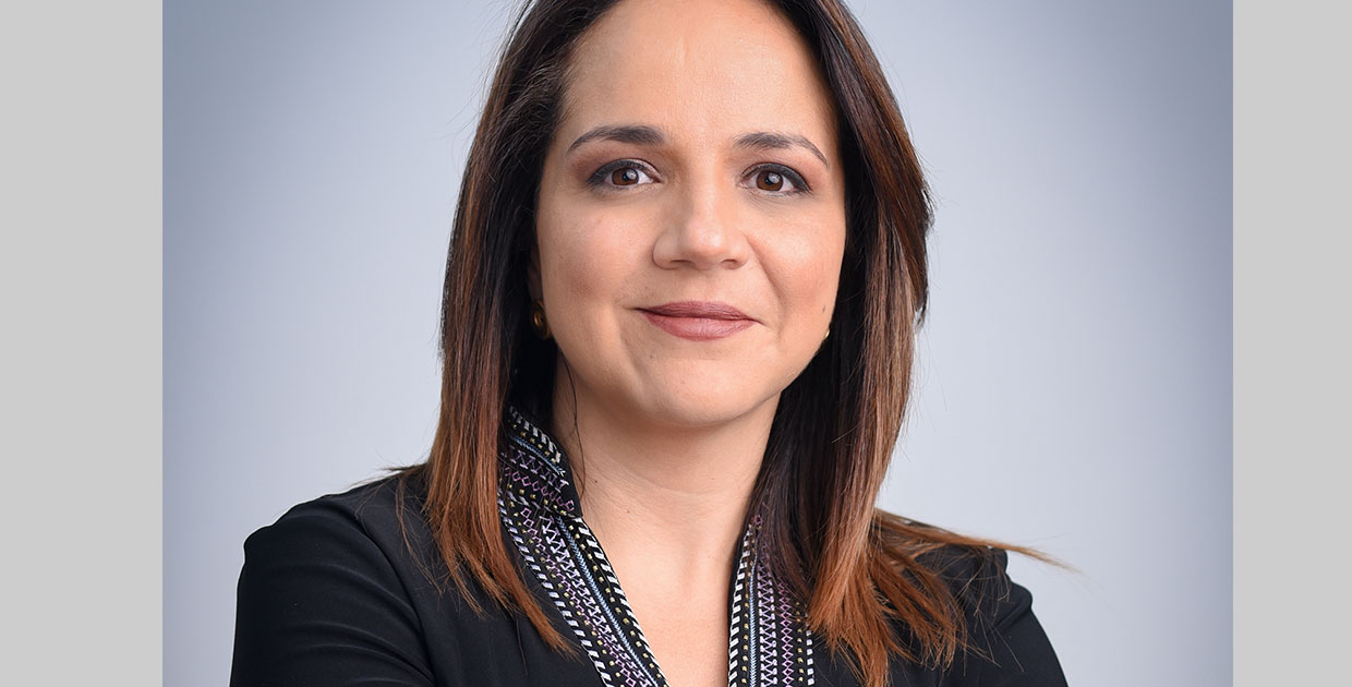 Arias le da la bienvenida a nueva socia en Costa Rica