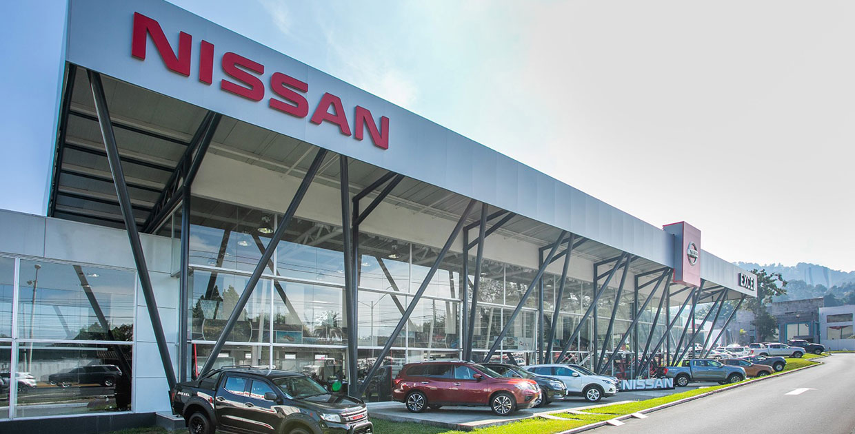 Excel inaugura el showroom más grande de Nissan en Guatemala