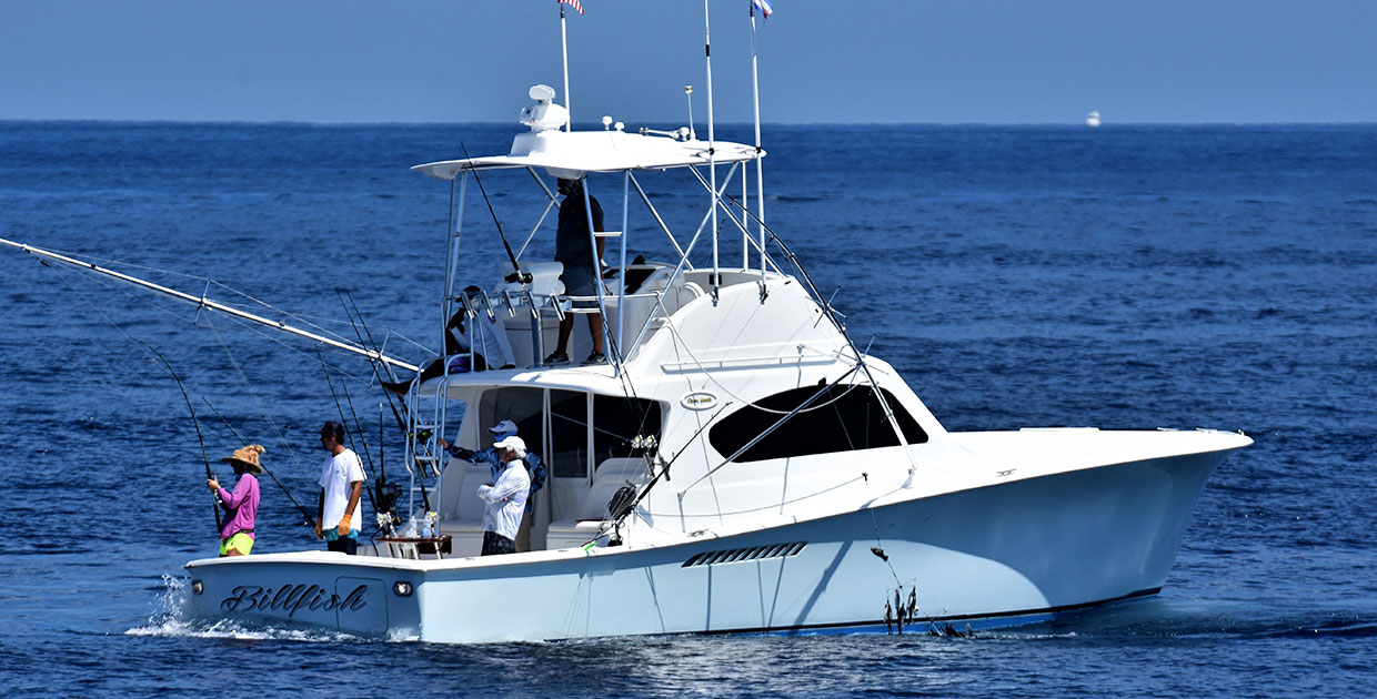 Mujeres rompen barreras para convertirse en campeonas de pesca en el Torneo Pescadora Billfish Championship