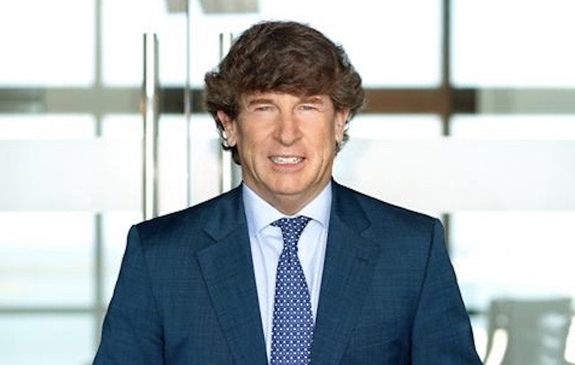 Andrés Ballestas: Experto Financiero en el mundo de las finanzas y la Bolsa de Valores contesta preguntas de nuestros lectores por Roberto J. Argüello, Chairman de Vida y Éxito y Presidente de CEO Advisors