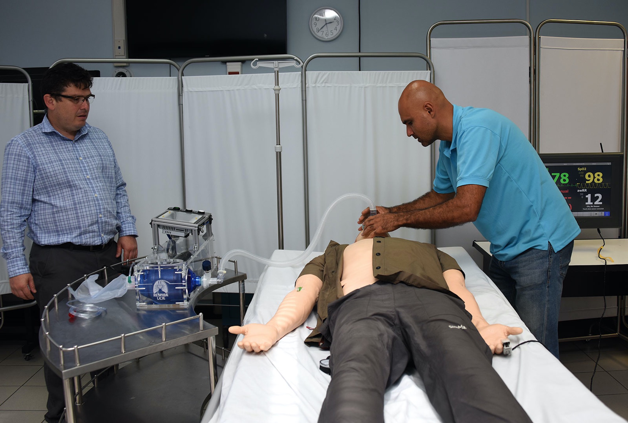 Respiradores construidos en la UCR para pacientes con COVID-19 pasan pruebas clínicas e iniciarán su fabricación