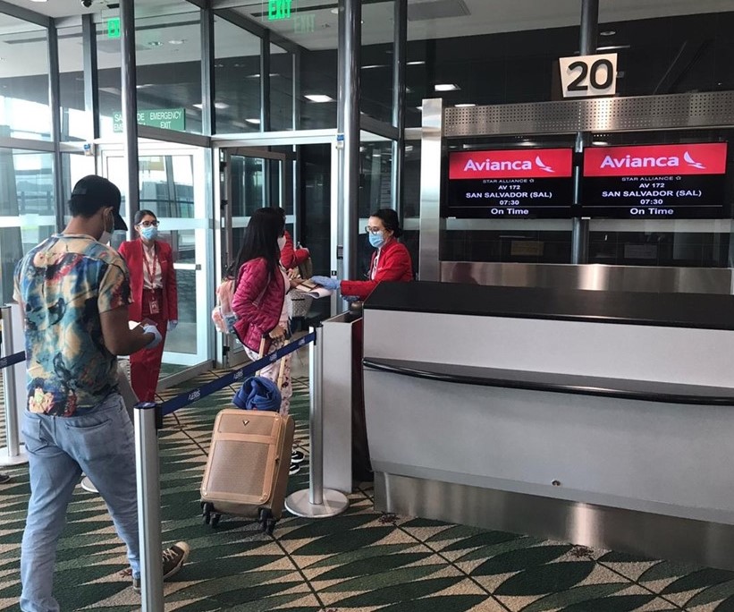 Avianca llevó de regreso a casa a ciudadanos salvadoreños, costarricenses y colombianos en vuelos de repatriación