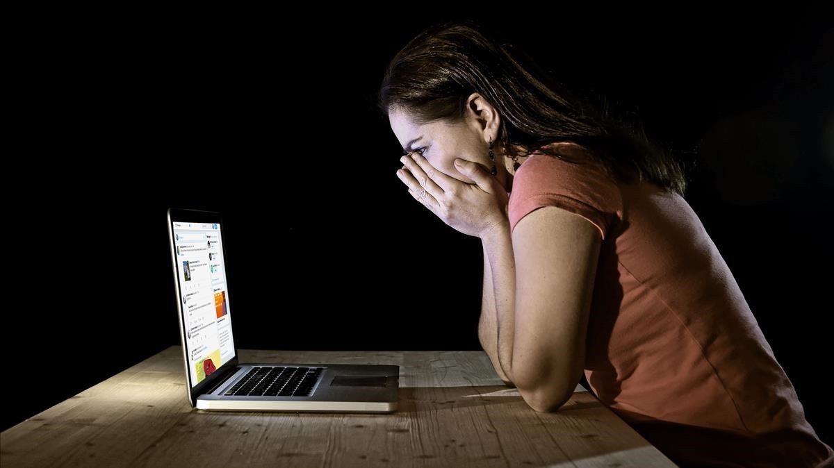 Los adultos también pueden ser víctimas ciberbullying