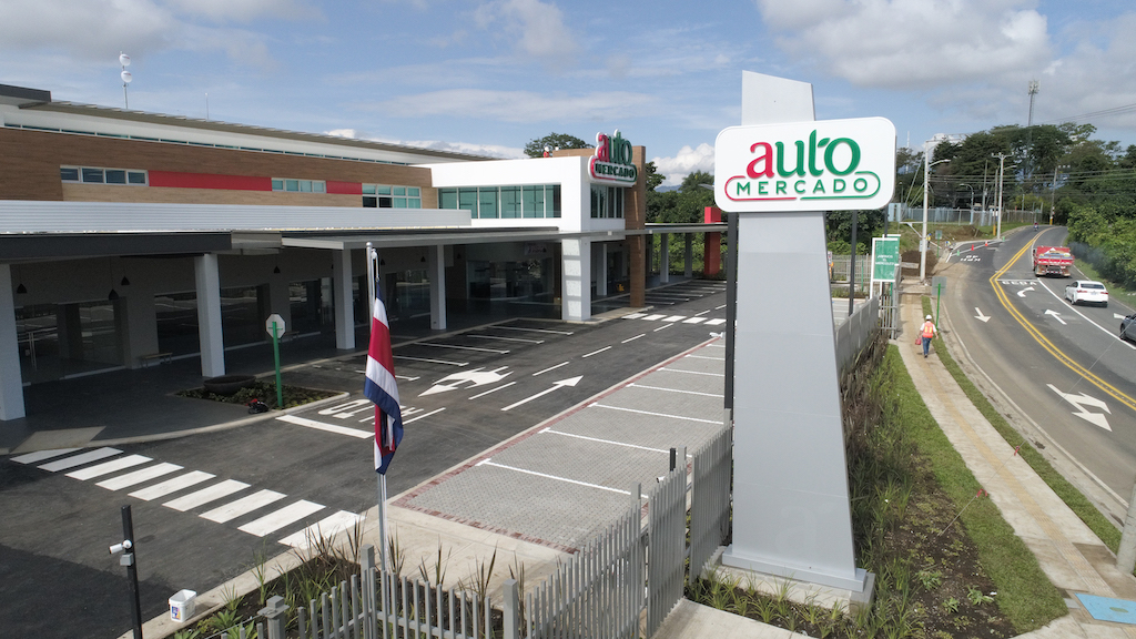 Costa Rica: Auto Mercado abre sus puertas en Guayabos de Curridabat