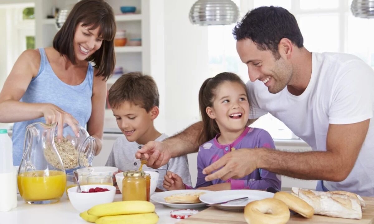 Saltarse el desayuno podría aumentar probabilidades de obesidad infantil