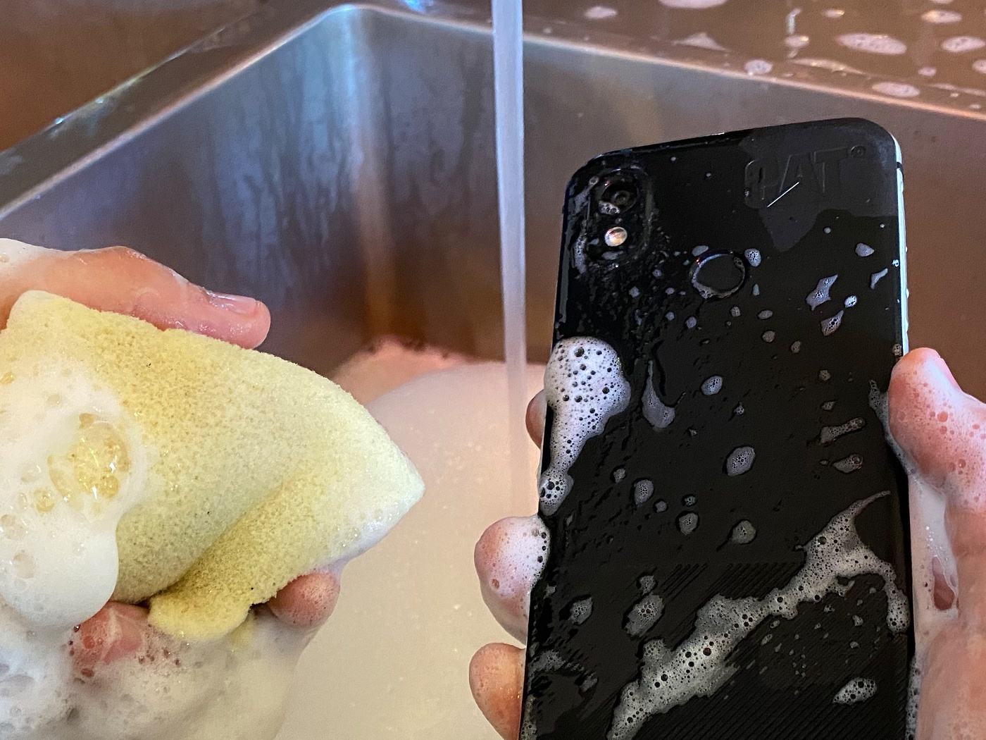 Higiene del celular será un elemento clave en los planes de regreso al trabajo