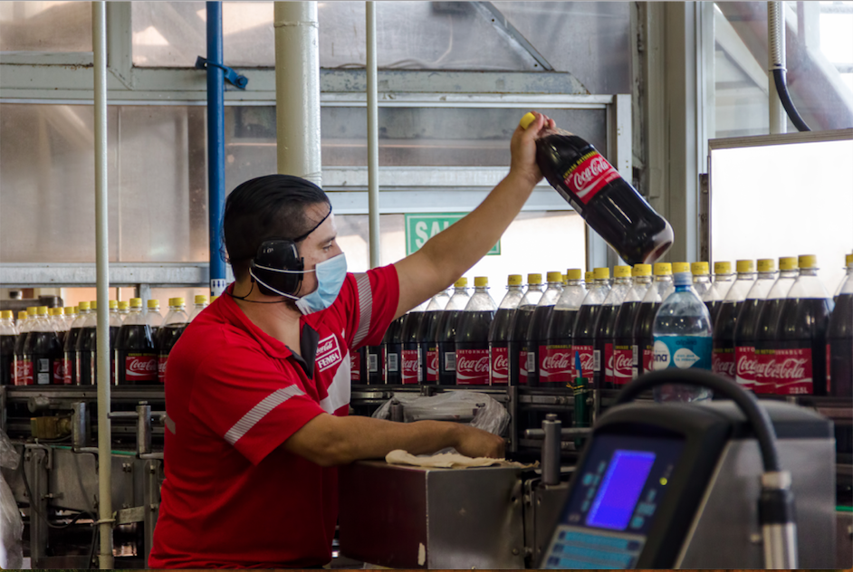 Coca-Cola FEMSA obtiene certificación que garantiza el uso energías limpias en sus operaciones