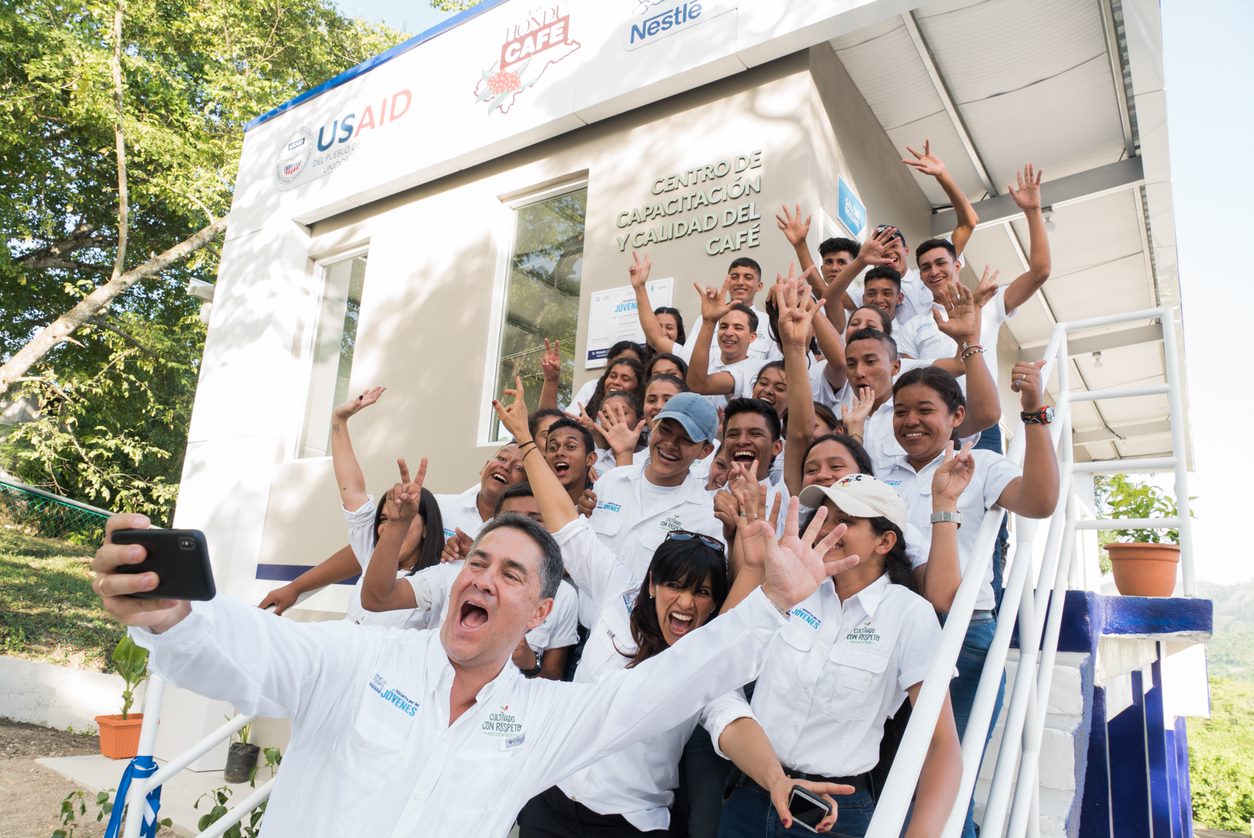 Nestlé impulsa capacitaciones virtuales gratuitas para contribuir a la empleabilidad juvenil
