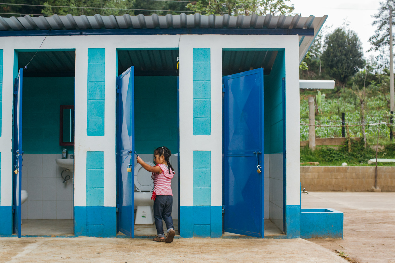 Scott y su programa “Baños Cambian Vidas” beneficiarán a 12 comunidades y 10.087 personas en 4 municipios de Guatemala