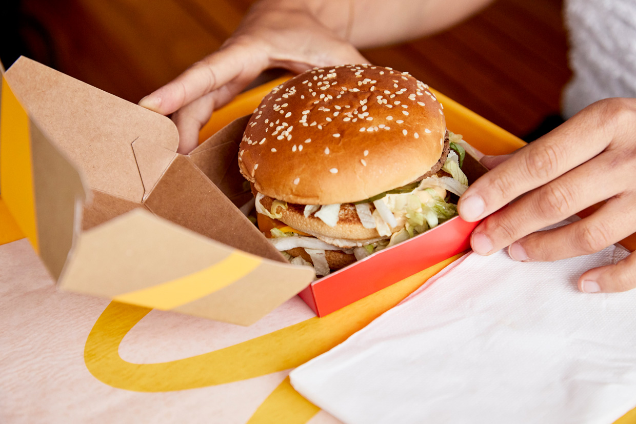 McDonald’s evoluciona su menú con la eliminación de colorantes y saborizantes artificiales de sus productos