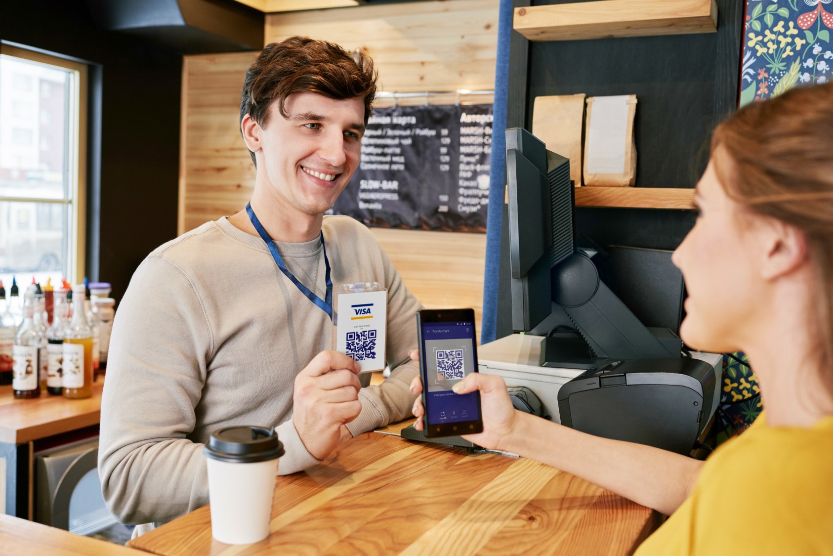 Visa impulsa los pagos interoperables con códigos QR EMV en América Latina y el Caribe