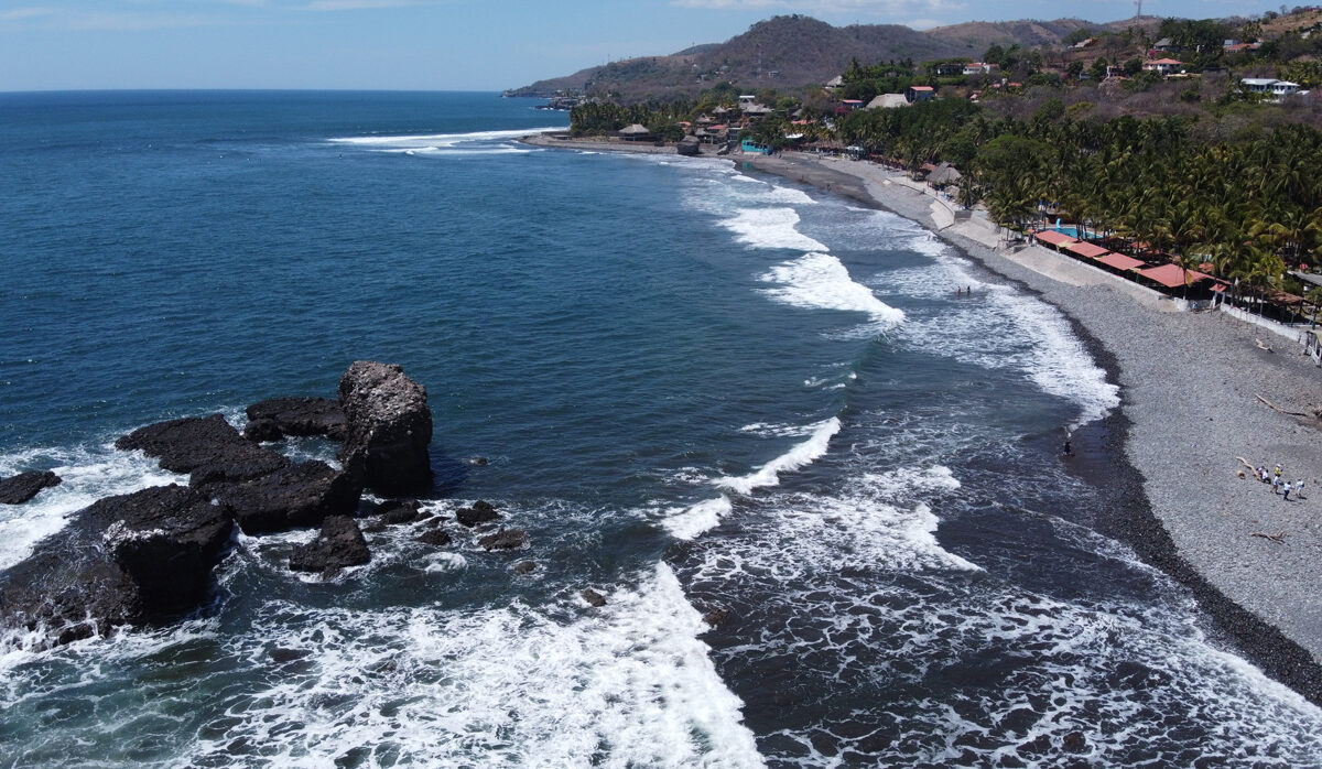 Sector turístico en El Salvador reporta más de 300.000 empleos directos e indirectos