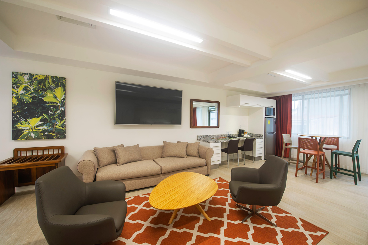 Hotel costarricense celebra 65 aniversario con inusual oferta “Viva Mejor en Balmoral”