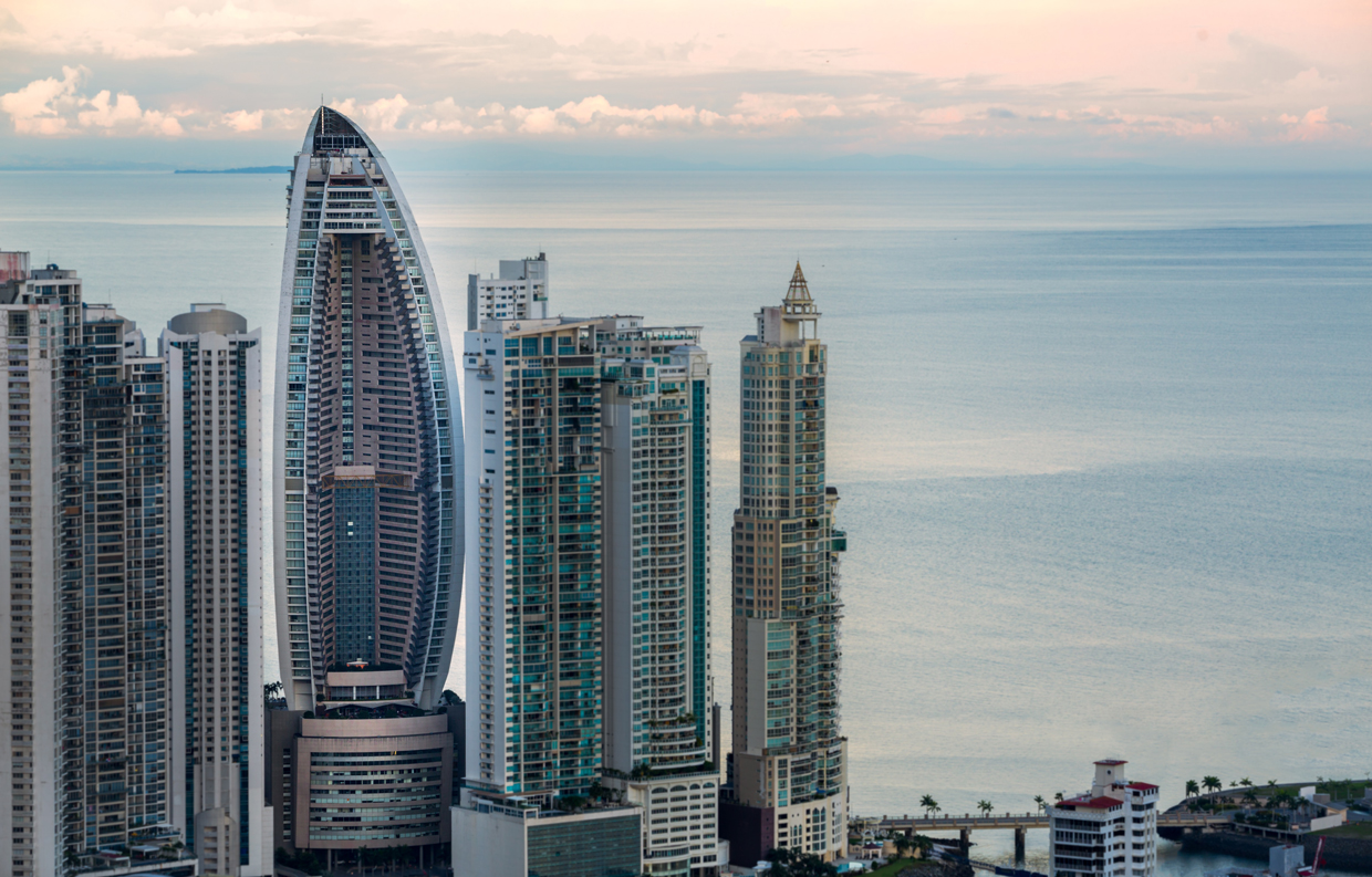 Marriott International se suma a la reactivación del turismo en Panamá con la reapertura de JW Marriott Panama y W Panama