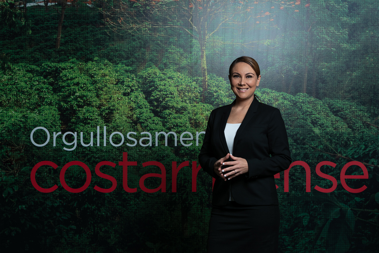 “Hoy más que nunca, nuestro principal reto es fortalecer la experiencia al cliente” Karen Chacón, Telecable Empresarial