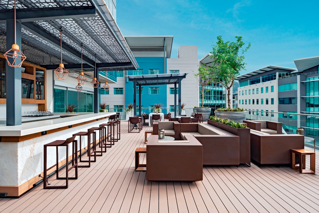 Viva la experiencia AC Lounge y disfrute de los mejores platillos