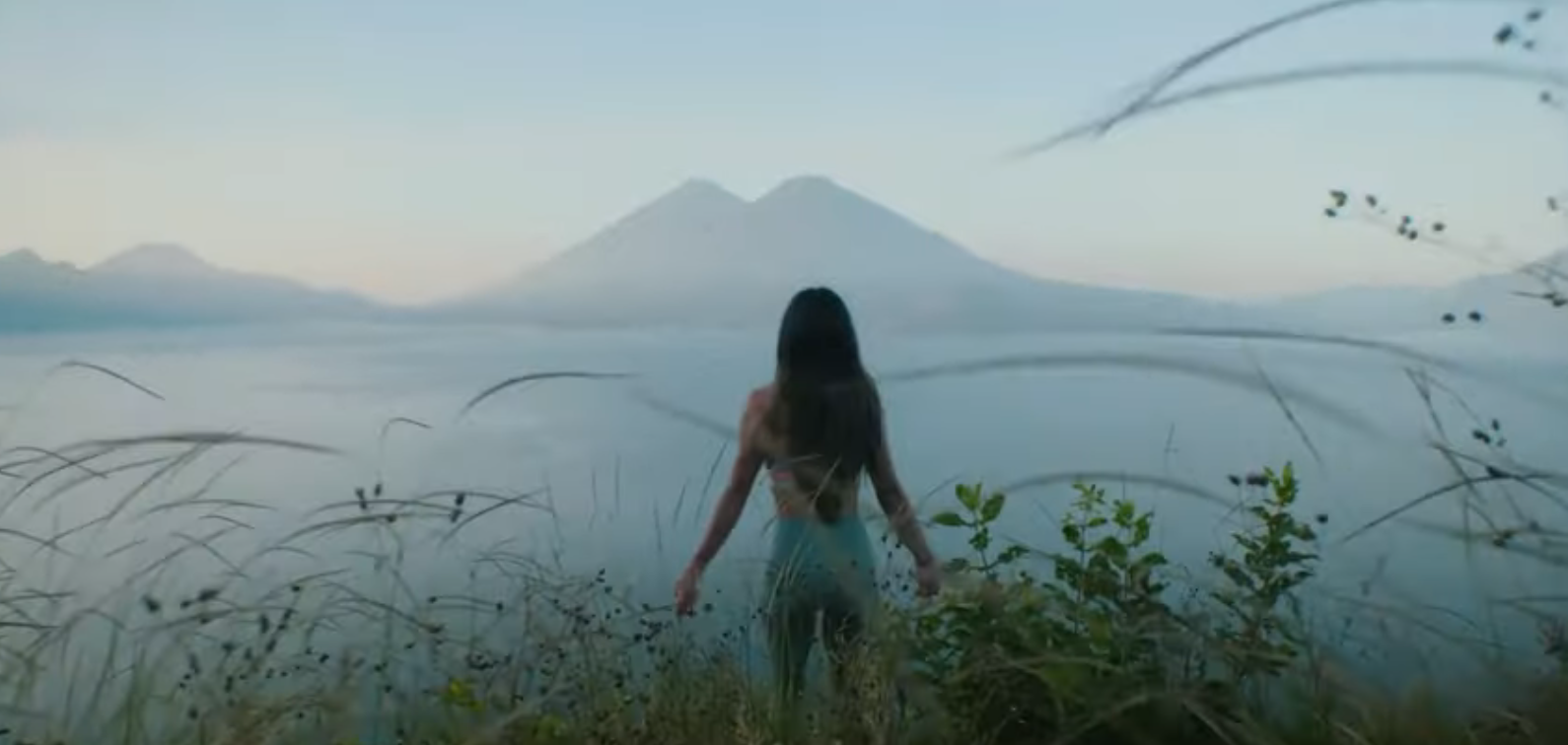 The Living Lake por Cerveza Corona