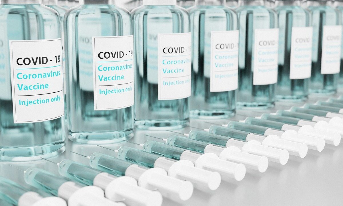 Panamá, Costa Rica y República Dominicana registran una vacunación contra el COVID superior al 50% de su población