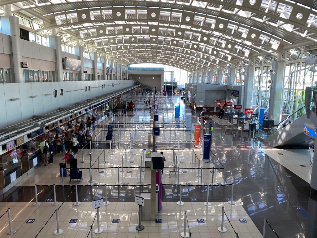 Organizaciones nacionales recuerdan a viajeros que cuarentena para ingresar a los EE.UU. es una medida recomendada