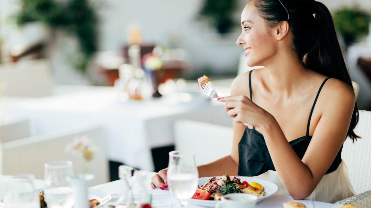 Secretos de nutrición para un cabello largo, fuerte y brillante