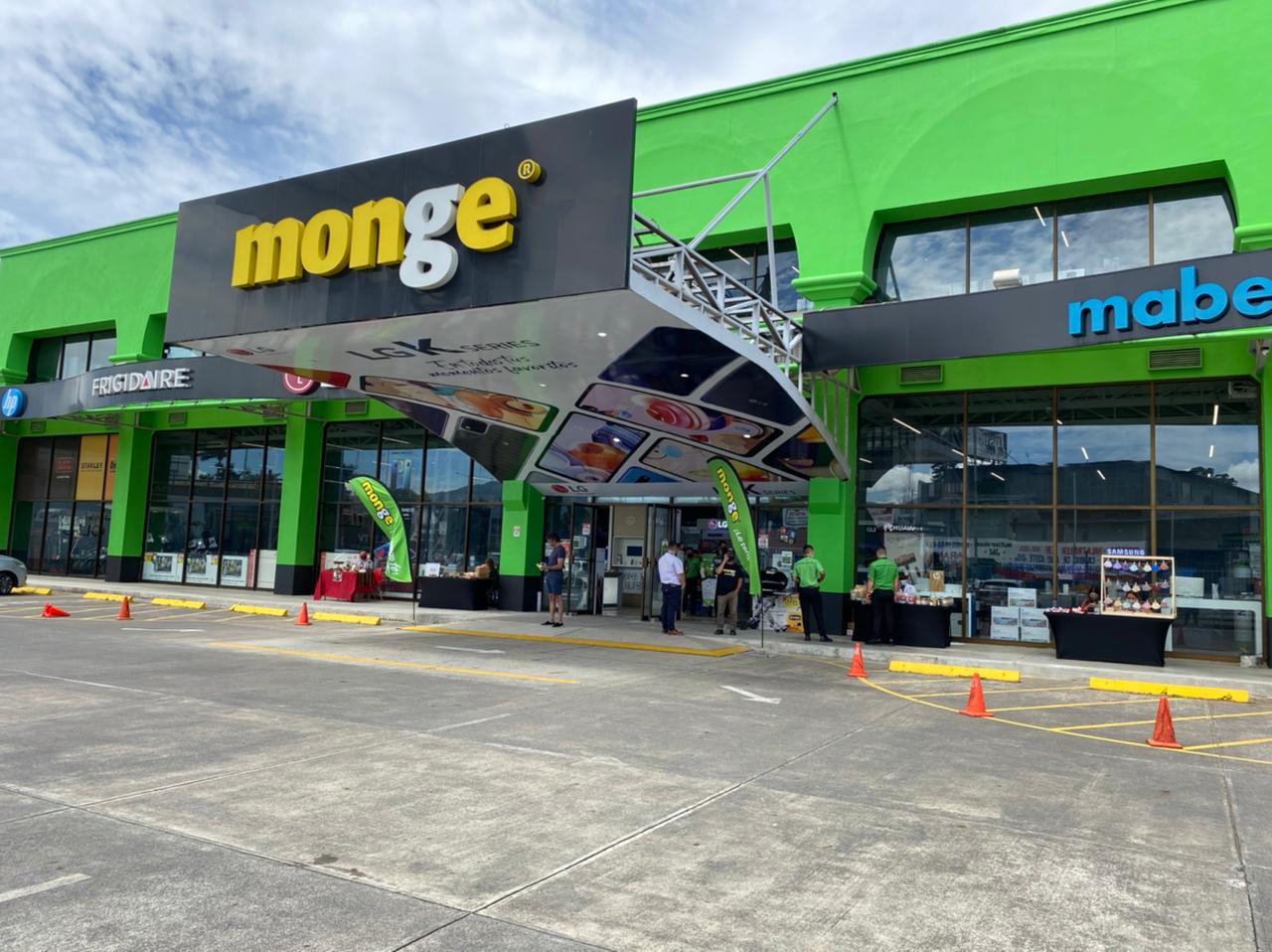 Emprendedores exhibirán sus productos en la tienda Monge en Zapote