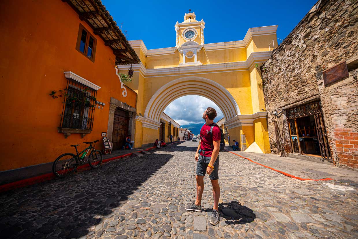 Guatemala, moderna y colonial