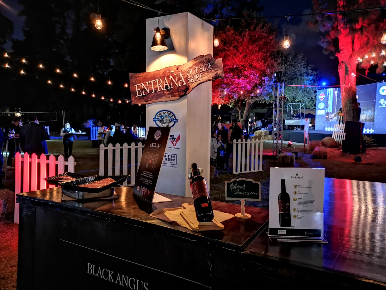 Suministros y Alimentos presenta las marcas Certified Hereford Beef y Creekstone Farms