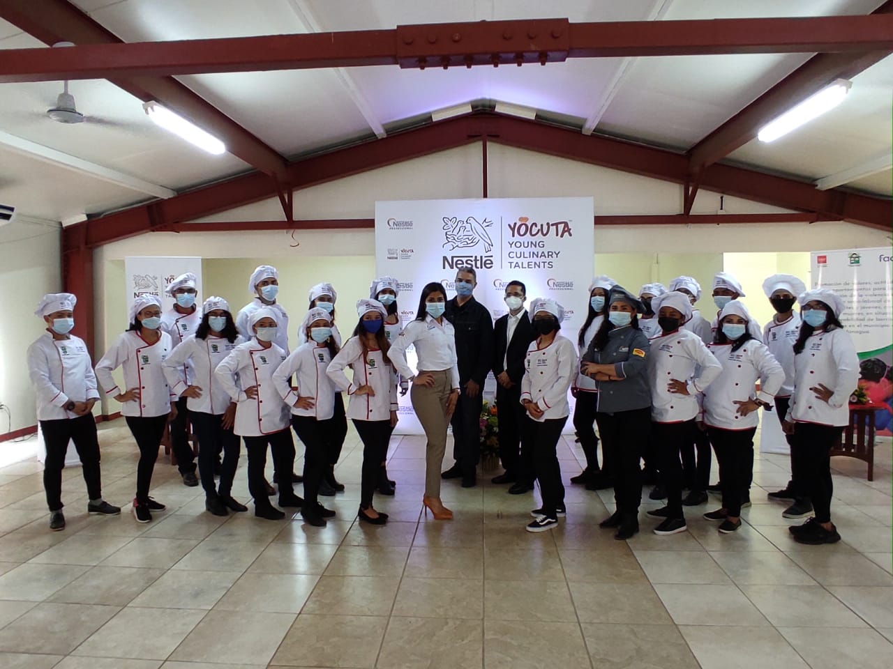 Nestlé y Hogar Zacarías Guerra firman convenio para brindar capacitación integral a jóvenes estudiantes de cocina, a través del programa YOCUTA