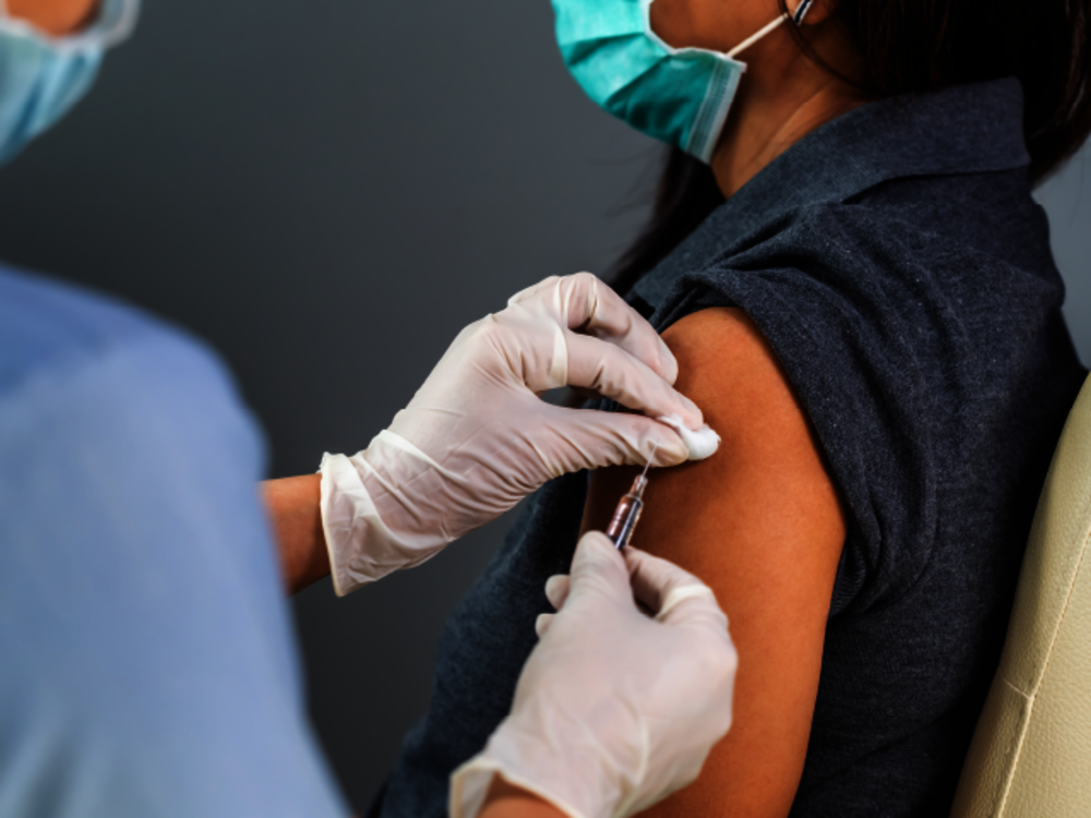 Con apoyo financiero del BCIE, 3,27 millones de nicaragüenses serán vacunados contra el COVID-19